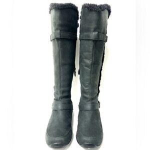 The North Face Brianna Boot in Black on Black - Women's Size 7.5